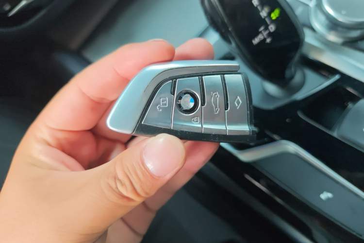 Used BMW 5 Series 2018 525Li M Sport Package Vehicle Key