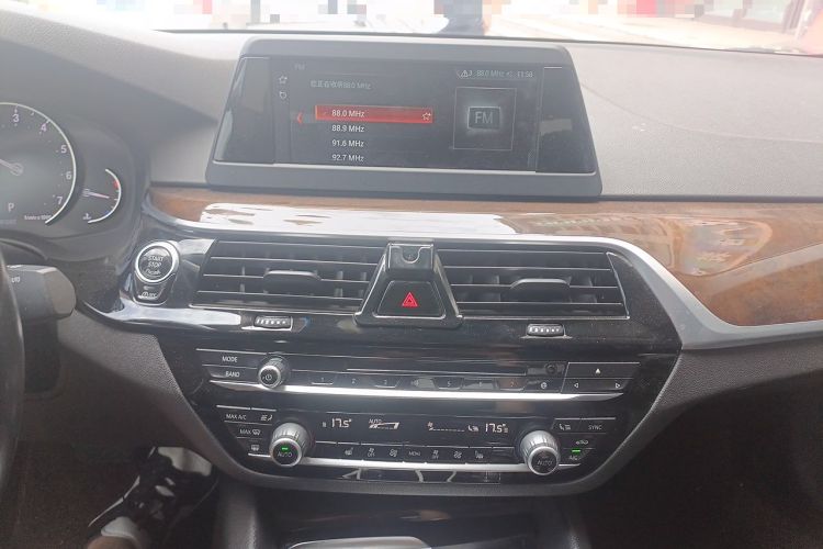 Used BMW 5 Series 2018 528Li Launch Special Edition Audio And AC Panel