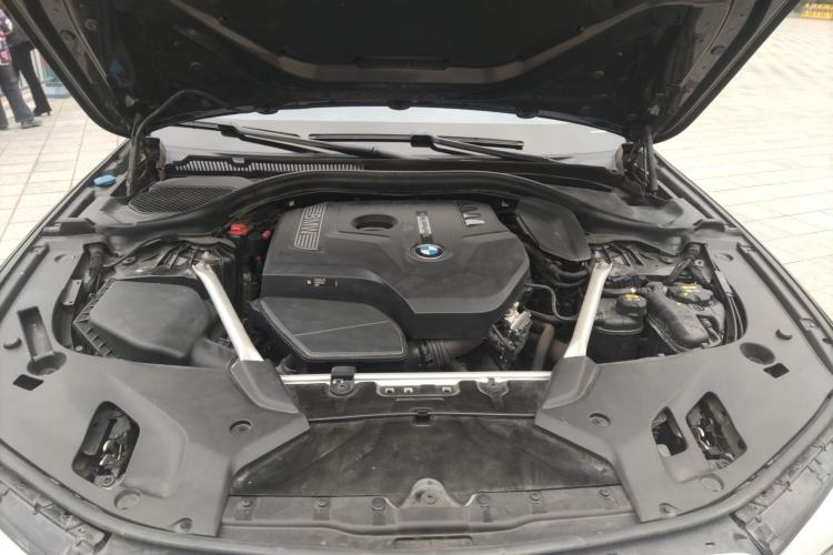 Used BMW 5 Series 2018 Facelifted 530Li xDrive Luxury Package Engine Bay