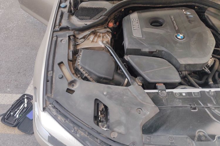 Used BMW 5 Series 2018 530Li xDrive Luxury Package Engine Bay Right