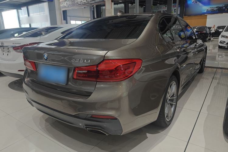 Used BMW 5 Series 2018 525Li M Sport Package Exterior 3