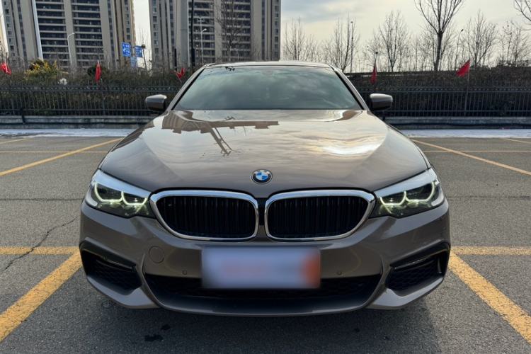 Used BMW 5 Series 2018 525Li M Sport Package Exterior 3