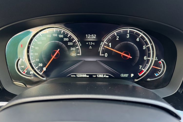Used BMW 5 Series 2018 525Li M Sport Package Instrument Cluster