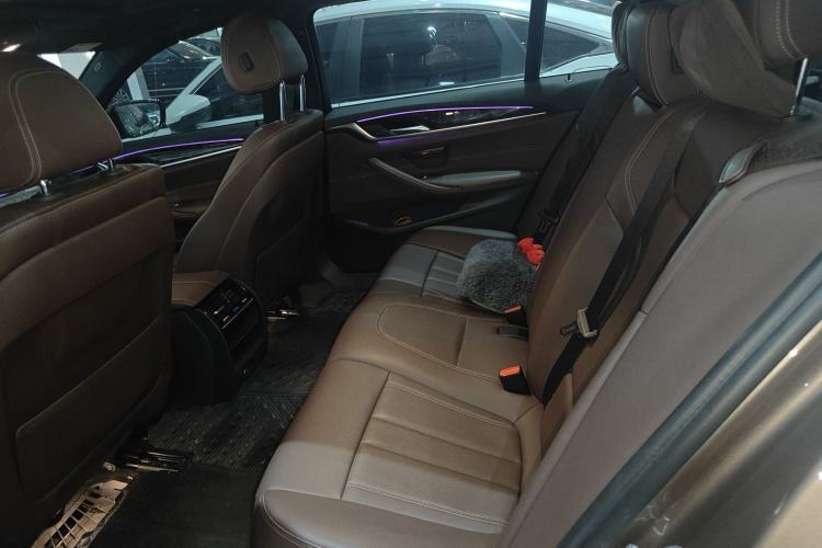 Used BMW 5 Series 2018 525Li M Sport Package Interior 2