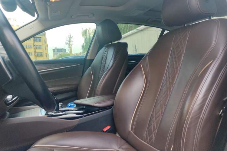 Used BMW 5 Series 2018 530Li xDrive Luxury Package Left Front Seat