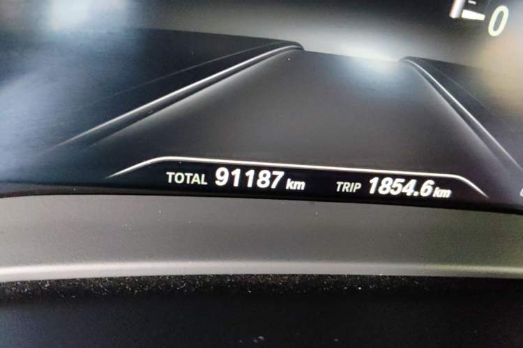 Used BMW 5 Series 2018 525Li M Sport Package Odometer Close Up