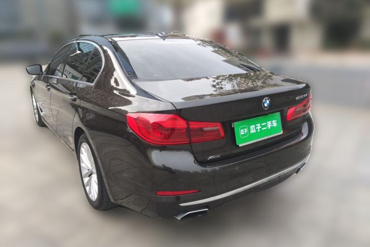 Used BMW 5 Series 2018 Facelifted 530Li xDrive Luxury Package Rear Left 45 Deg