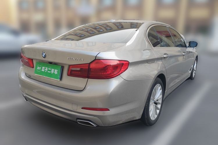 Used BMW 5 Series 2018 530Li xDrive Luxury Package Rear Right 45 Deg