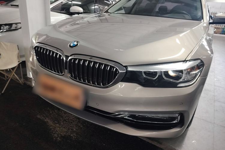 Used BMW 5 Series 2018 525Li Luxury Package Guazi used car, China used car export, Used car for sale, Used cars, Cheapest cars for sale