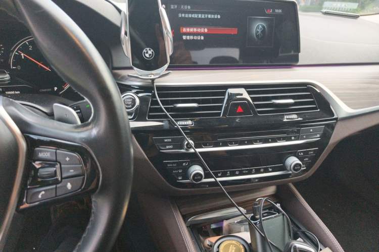 Used BMW 5 Series 2018 Revised Version 530Li Leading Edition Luxury Package Audio And AC Panel