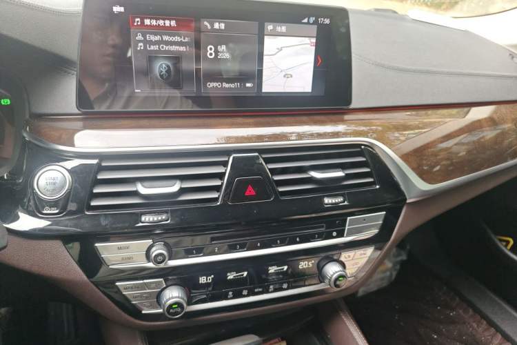 Used BMW 5 Series 2018 525Li Luxury Package Audio And AC Panel