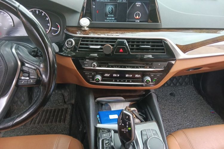 Used BMW 5 Series 2018 528Li Launch Special Edition Audio And AC Panel