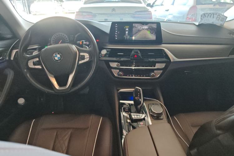 Used BMW 5 Series 2018 Revised Version 530Li Leading Edition Luxury Package Center Console