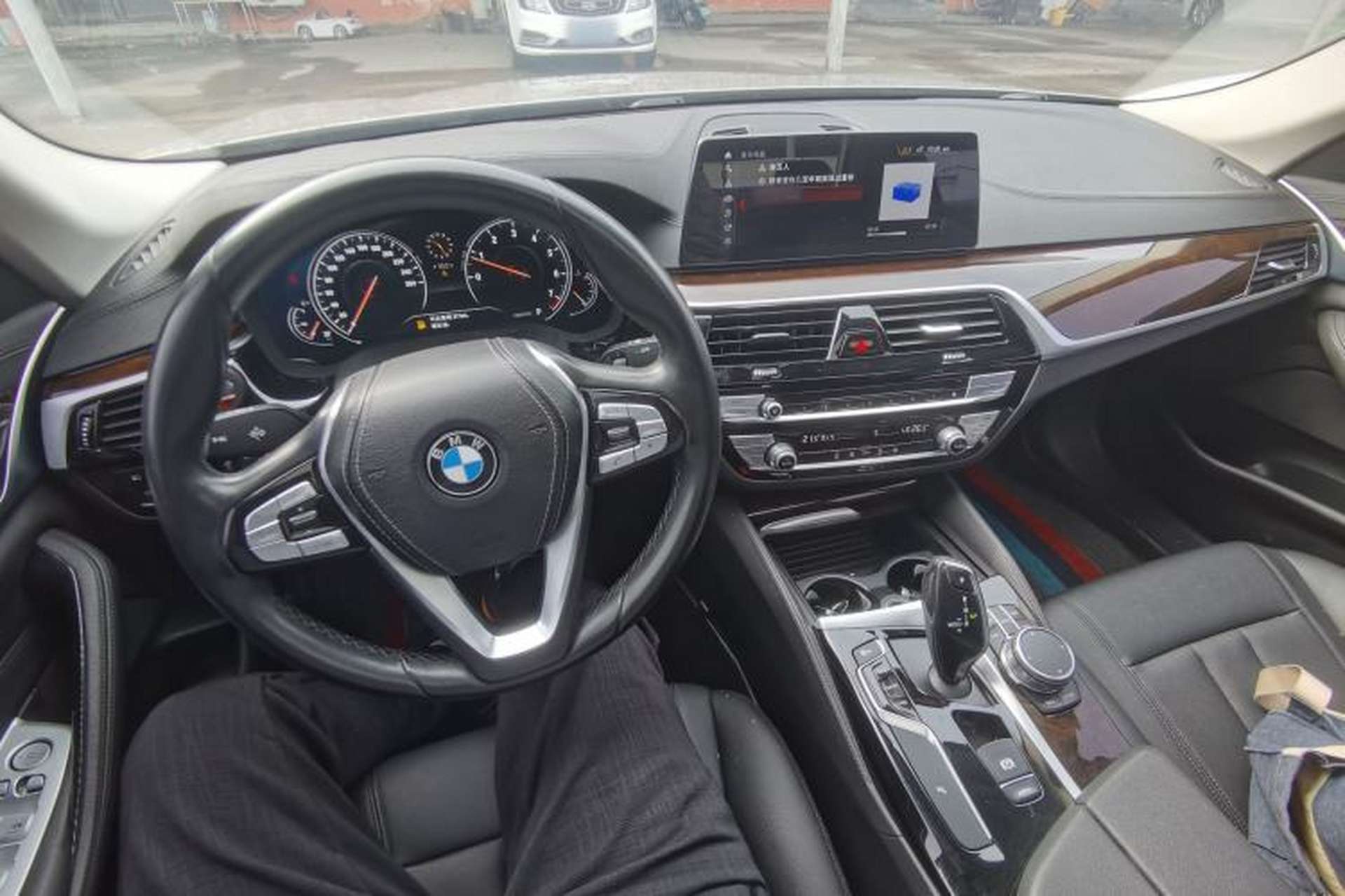 Used BMW 5 Series 2018 525Li Luxury Package Center Console