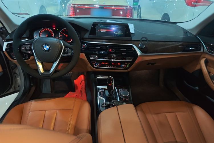 Used BMW 5 Series 2018 528Li Launch Special Edition Center Console