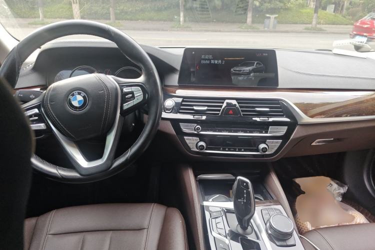 Used BMW 5 Series 2018 525Li Luxury Package Center Console