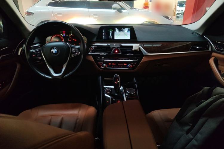 Used BMW 5 Series 2018 528Li Launch Special Edition Center Console