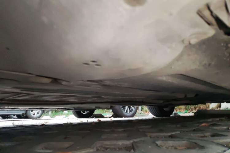 Used BMW 5 Series 2018 530Li Leading Edition Luxury Package Chassis Front Left