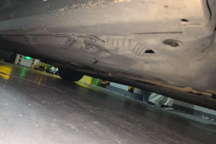 Used BMW 5 Series 2018 528Li Launch Special Edition Chassis Front Right