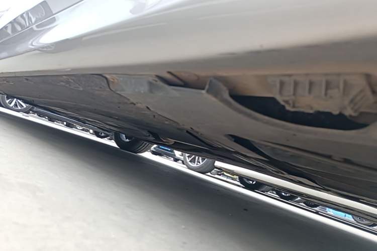 Used BMW 5 Series 2018 528Li Launch Special Edition Chassis Rear Left