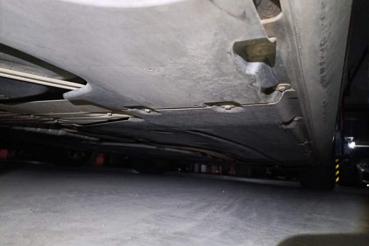 Used BMW 5 Series 2018 525Li Luxury Package Chassis Rear Right