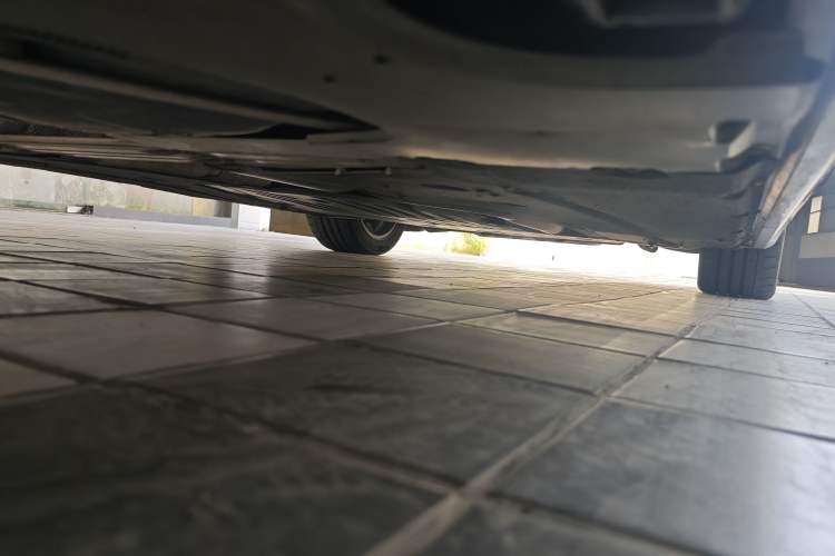 Used BMW 5 Series 2018 528Li Launch Special Edition Chassis Rear Right