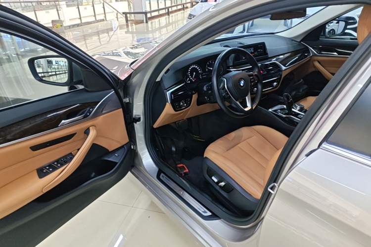 Used BMW 5 Series 2018 528Li Launch Special Edition Driver Seat