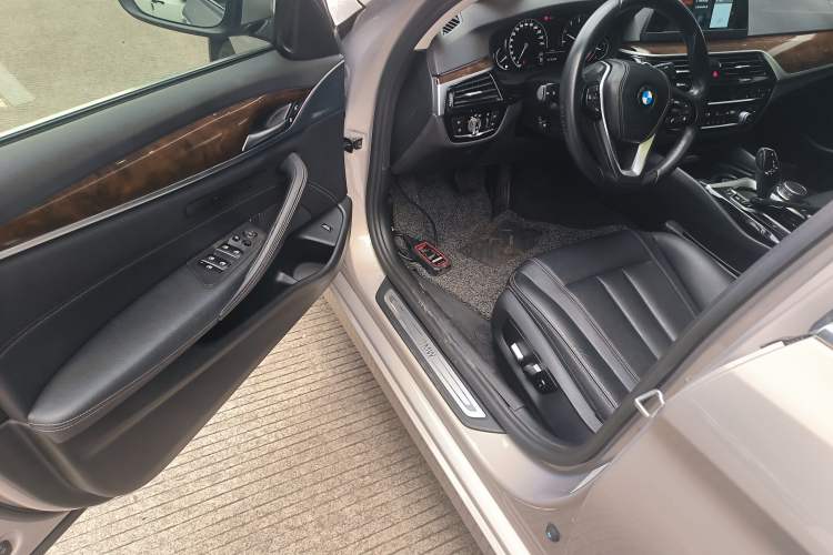 Used BMW 5 Series 2018 528Li Launch Special Edition Driver Seat