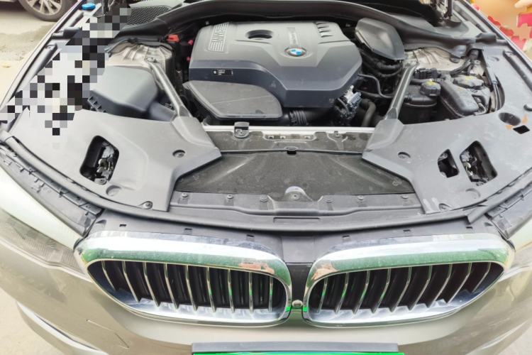 Used BMW 5 Series 2018 528Li Launch Special Edition Engine Bay