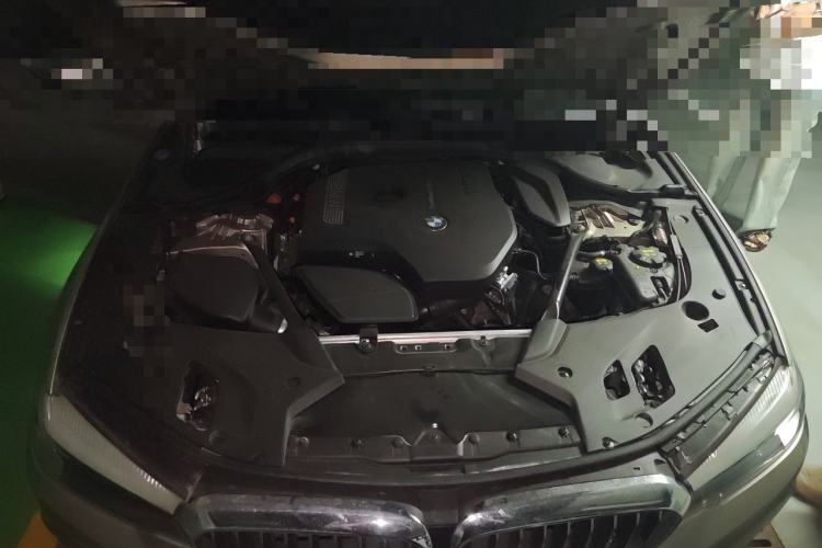 Used BMW 5 Series 2018 528Li Launch Special Edition Engine Bay