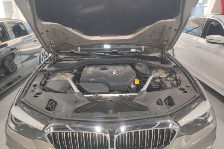 Used BMW 5 Series 2018 525Li Luxury Package Engine Bay