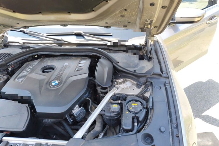 Used BMW 5 Series 2018 530Li Leading Edition Luxury Package Engine Bay Left