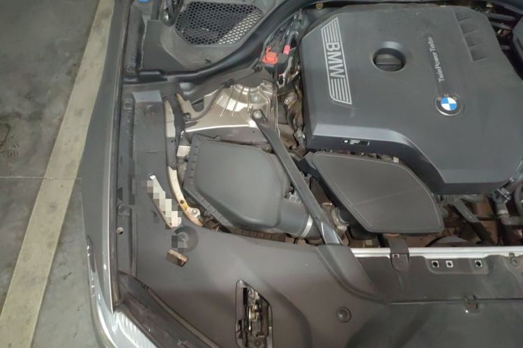 Used BMW 5 Series 2018 528Li Launch Special Edition Engine Bay Right
