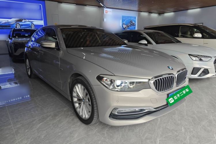 Used BMW 5 Series 2018 525Li Luxury Package Exterior 1