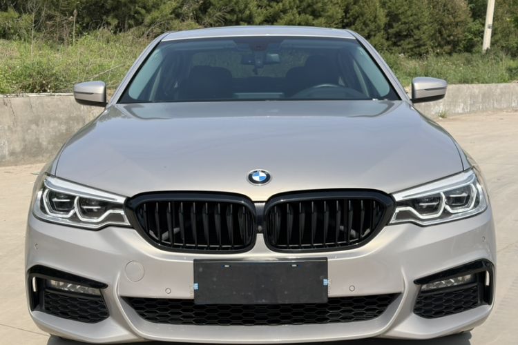 Used BMW 5 Series 2018 Facelifted 530Li Luxury Edition Premium Package Exterior 1