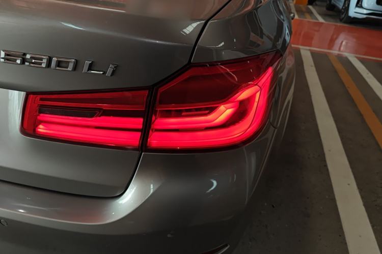 Used BMW 5 Series 2018 Revised Version 530Li Leading Edition Luxury Package Exterior 2