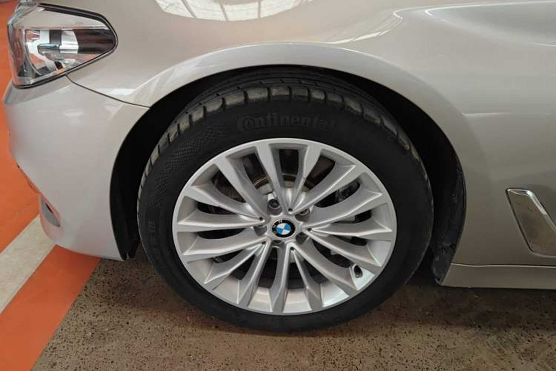 Used BMW 5 Series 2018 Revised Version 530Li Leading Edition Luxury Package Exterior 3