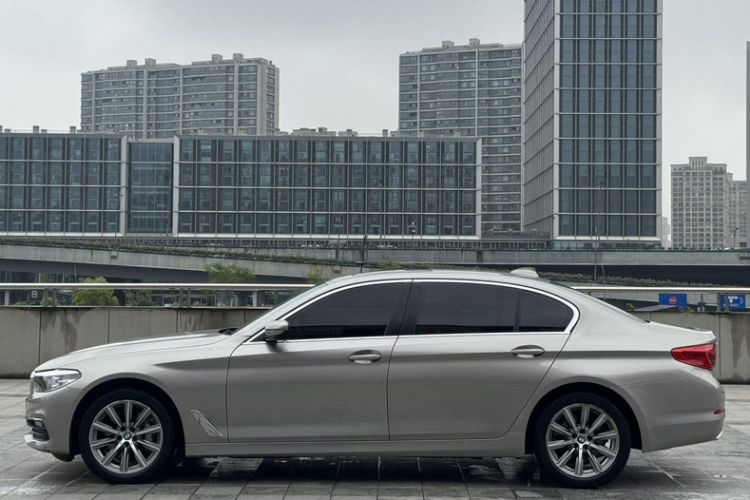 Used BMW 5 Series 2018 528Li Launch Special Edition Exterior 3