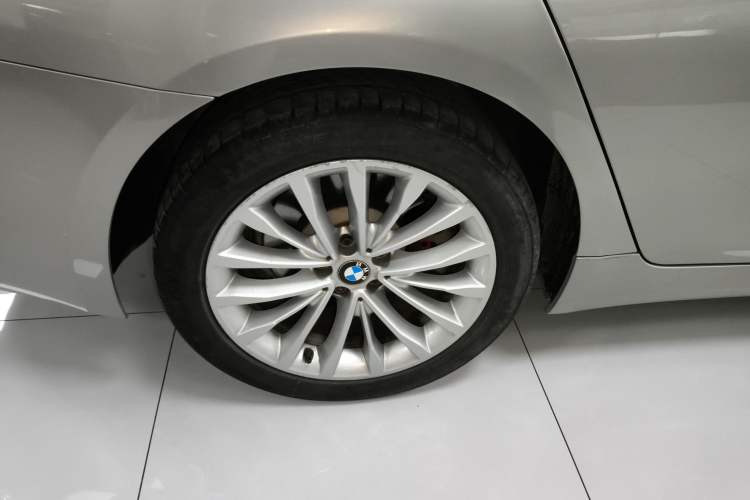 Used BMW 5 Series 2018 530Li Leading Edition Luxury Package Exterior 8