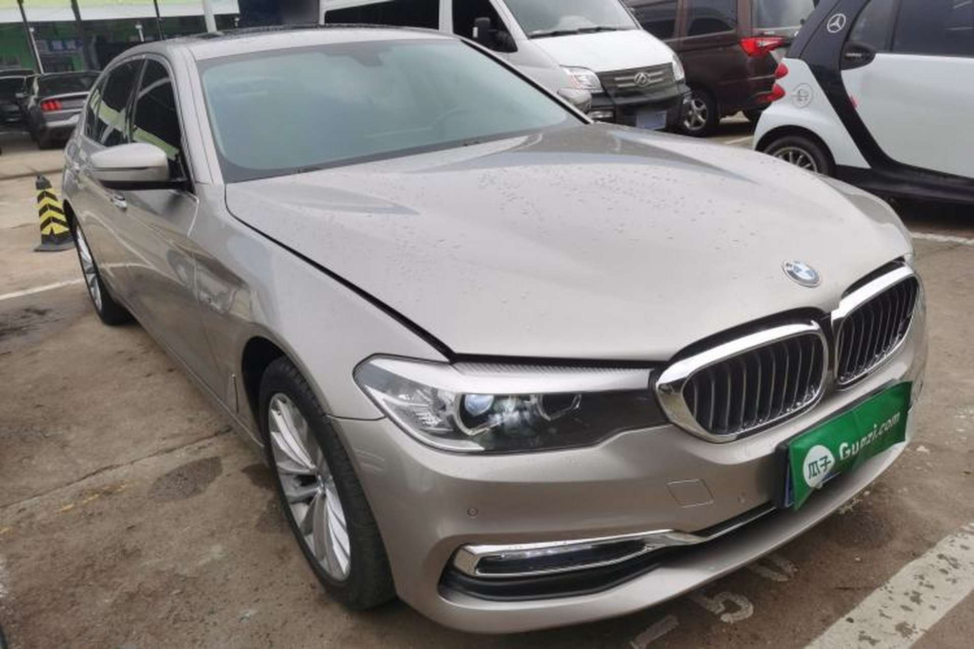 Used BMW 5 Series 2018 525Li Luxury Package Front Right 45 Deg