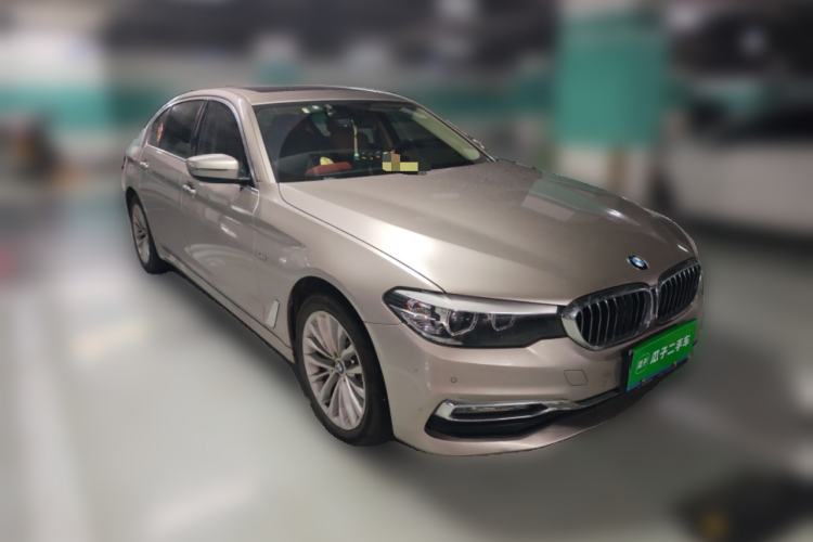 Used BMW 5 Series 2018 Revised Version 530Li Leading Edition Luxury Package Front Right 45 Deg