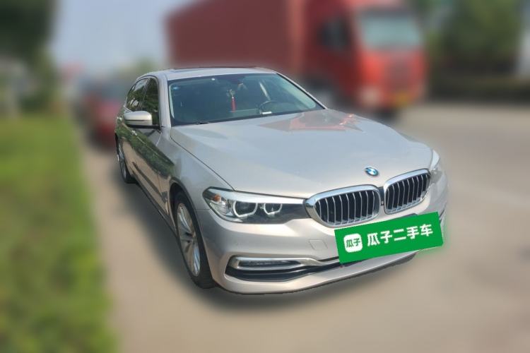 Used BMW 5 Series 2018 Revised Version 530Li Leading Edition Luxury Package Front Right 45 Deg