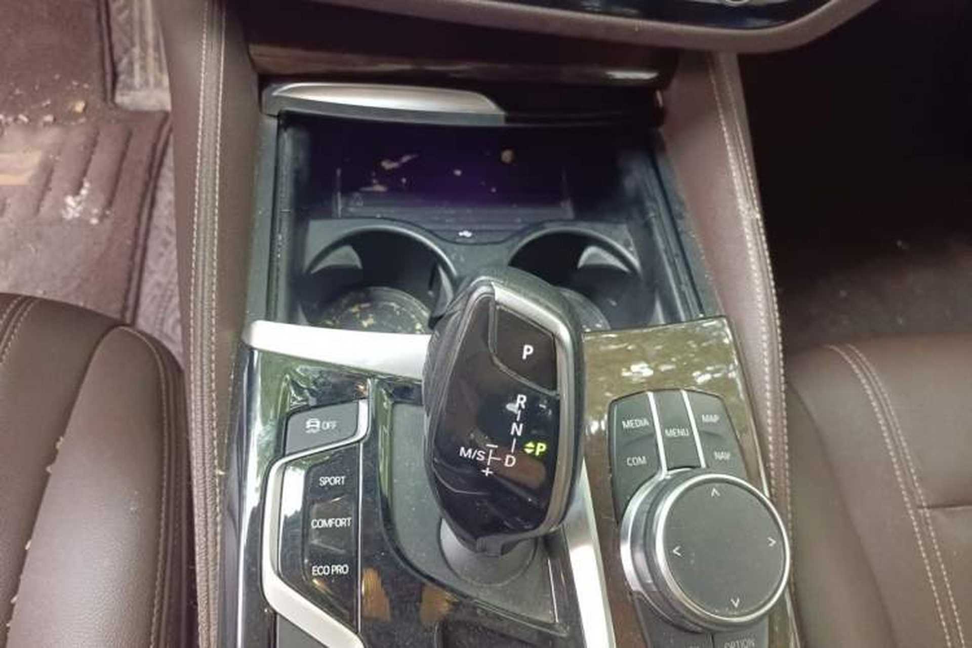 Used BMW 5 Series 2018 525Li Luxury Package Gear Lever