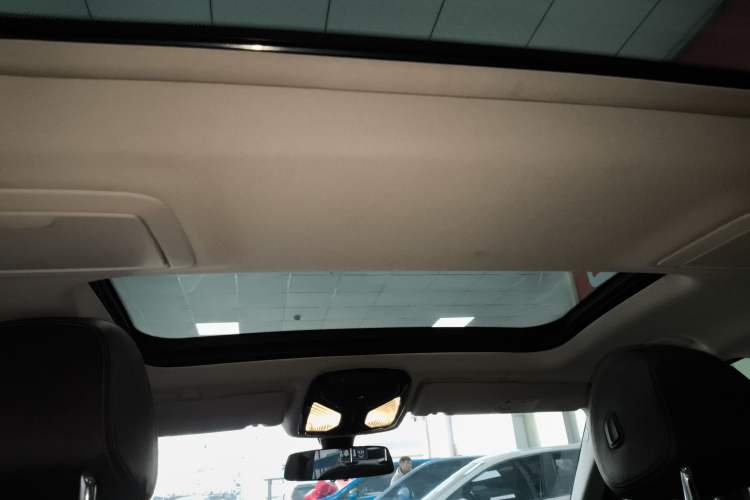 Used BMW 5 Series 2018 530Li Leading Edition Luxury Package Headliner