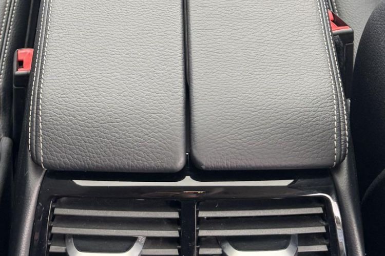 Used BMW 5 Series 2018 528Li Launch Special Edition Interior 1