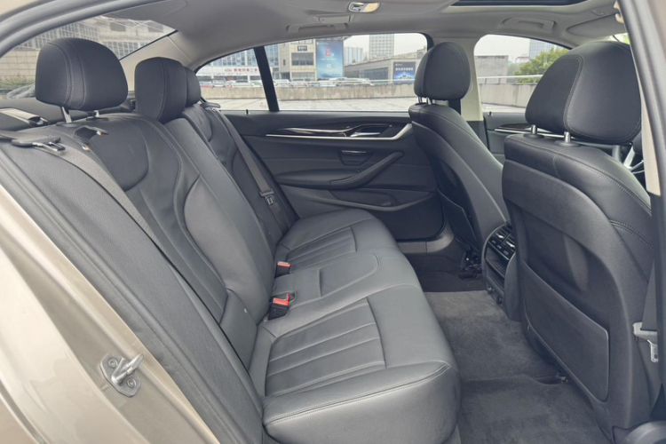 Used BMW 5 Series 2018 528Li Launch Special Edition Interior 4
