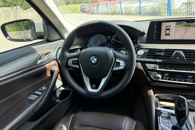Used BMW 5 Series 2018 Facelifted 530Li Luxury Edition Premium Package Interior 5