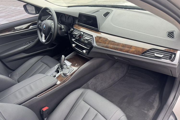 Used BMW 5 Series 2018 528Li Launch Special Edition Interior 5