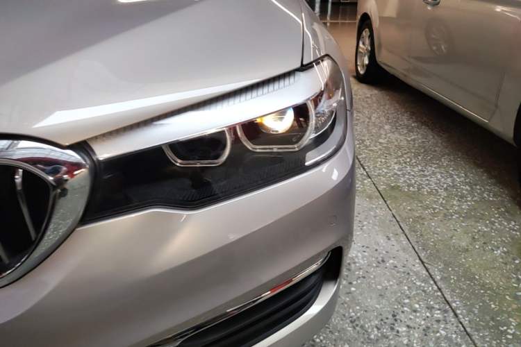 Used BMW 5 Series 2018 528Li Launch Special Edition Left Front Headlight