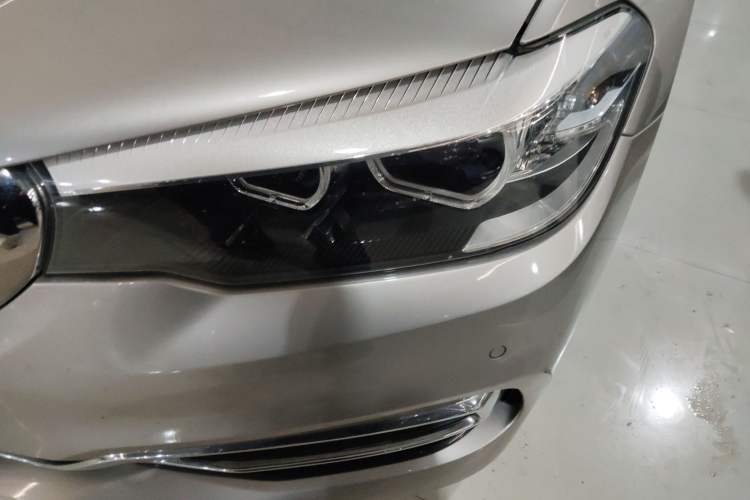 Used BMW 5 Series 2018 530Li Leading Edition Luxury Package Left Front Headlight